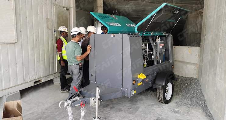 CF190M-7 Portable Air Compressor at Construction Site Key Equipment for Construction Projects